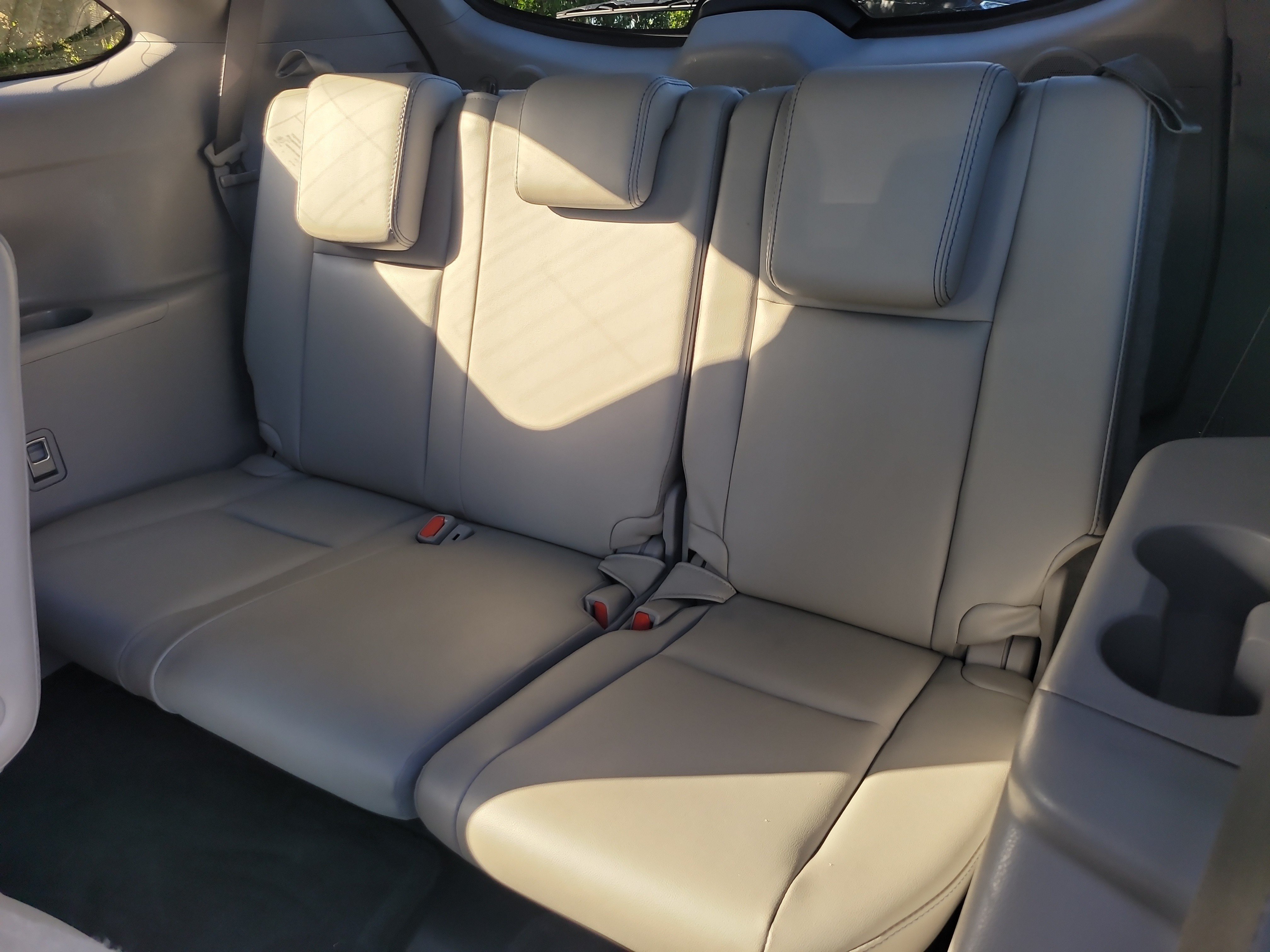 Used 2018 Toyota Highlander Limited FWD image 13