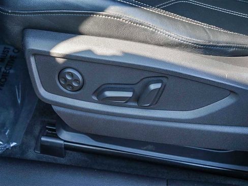 Used 2023 Audi Q5 e Premium w/ Convenience Package image 23