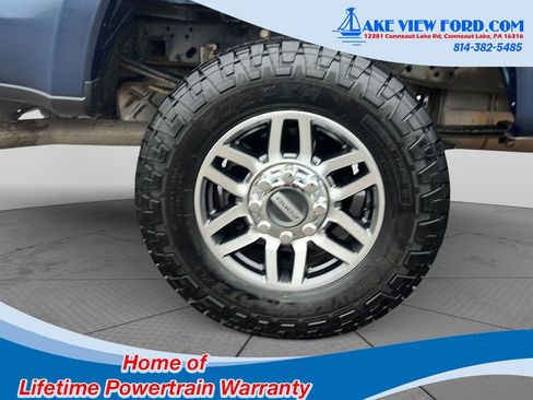 Used 2019 Ford F250 Lariat w/ Lariat Value Package image 11