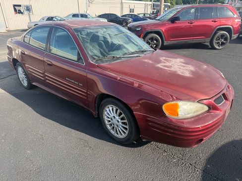 Used 2001 Pontiac Grand Am SE FWD image 1