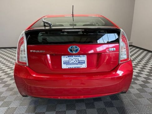 Used 2015 Toyota Prius Two FWD image 11