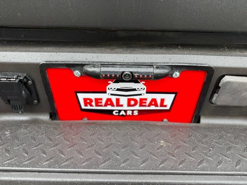 Used 2005 Chevrolet Avalanche 2500 w/ Preferred Equipment Group image 35