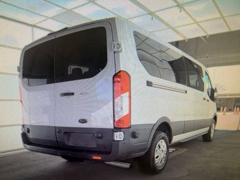 Used 2024 Ford Transit 350 XLT RWD image 3