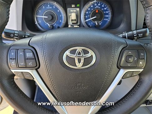 Used 2018 Toyota Sienna XLE w/ XLE Navigation Package image 27