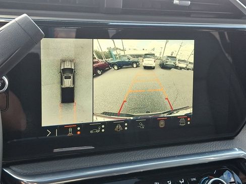 Used 2025 GMC Sierra 3500 Denali image 19