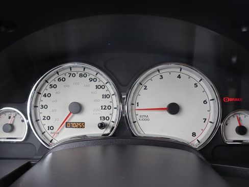 Used 2005 Saturn Vue 2WD w/ Sport Plus II Pkg image 32
