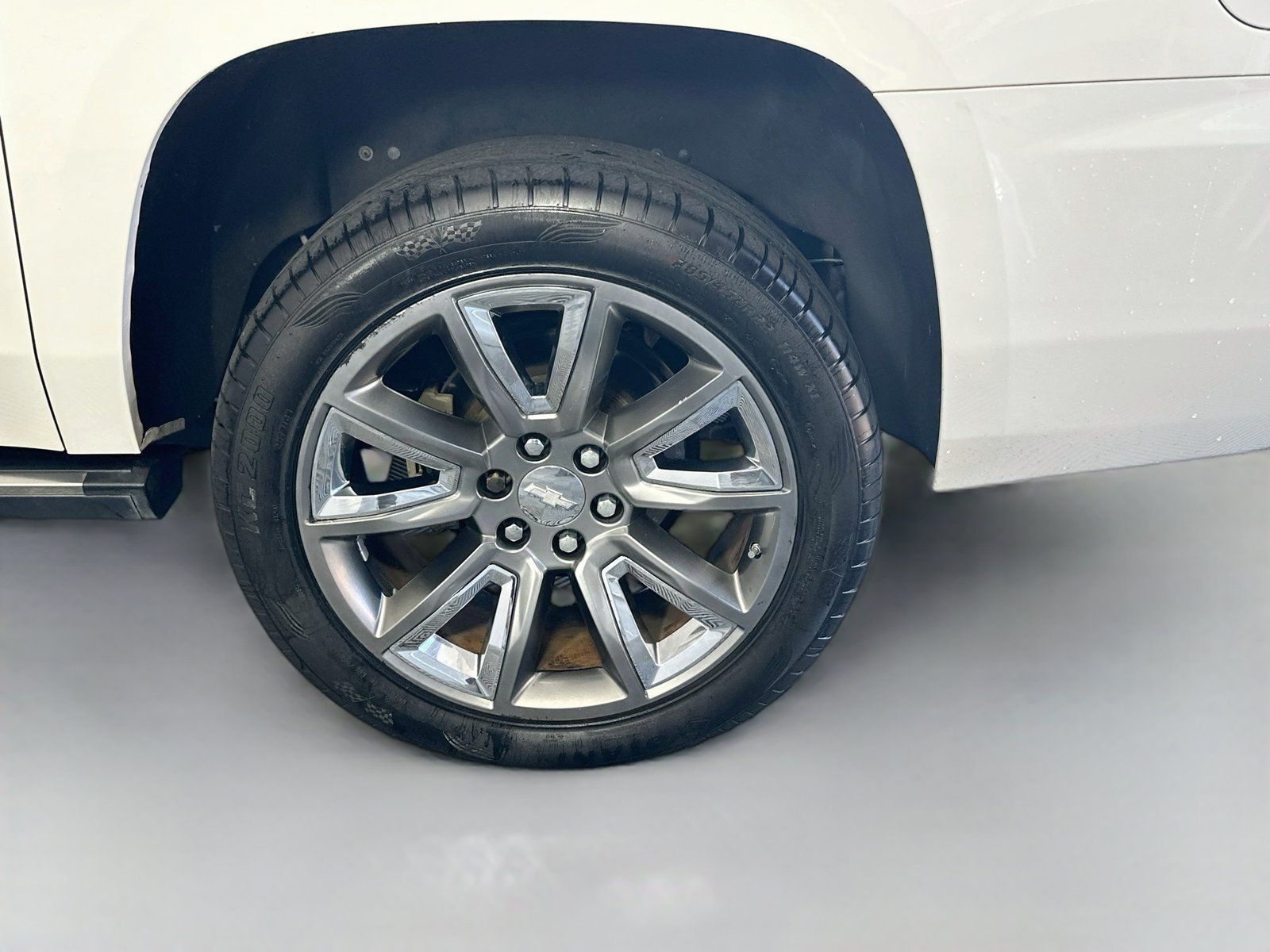 Used 2015 Chevrolet Suburban LTZ w/ Texas Edition RWD image 33