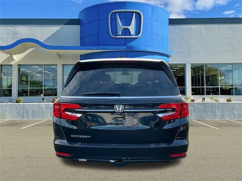 Used 2024 Honda Odyssey EX-L image 3