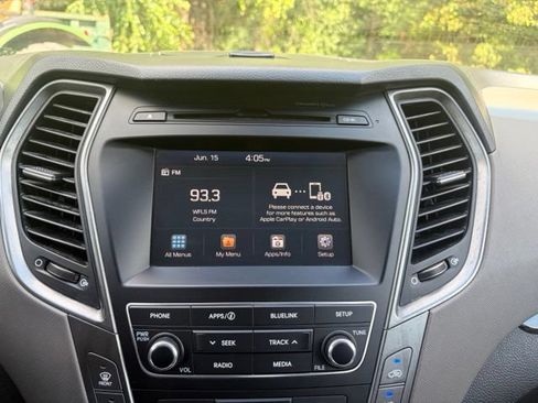 Used 2017 Hyundai Santa Fe Sport FWD image 10