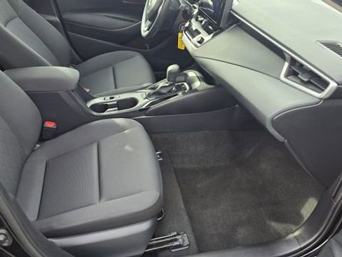 Used 2024 Toyota Corolla LE image 13