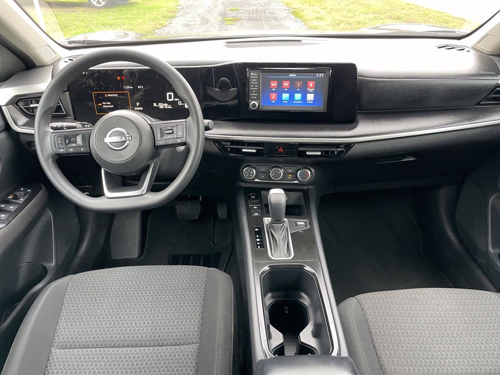 Certified 2025 Nissan Kicks S AWD/4WD image 13