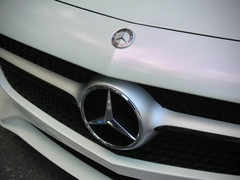 Used 2017 Mercedes-Benz AMG GT Coupe image 17