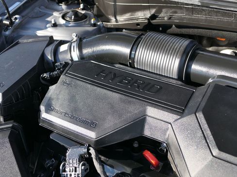 Certified 2025 Kia Sportage LX image 28