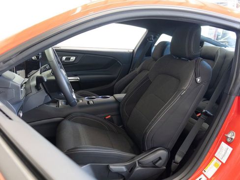 Used 2025 Ford Mustang GT RWD image 18