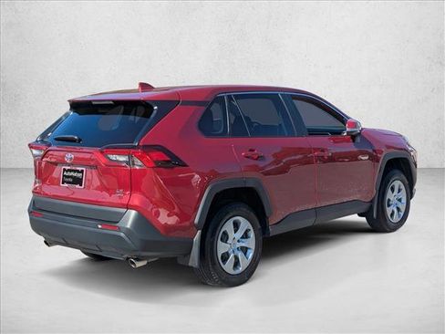 Used 2023 Toyota RAV4 LE image 8