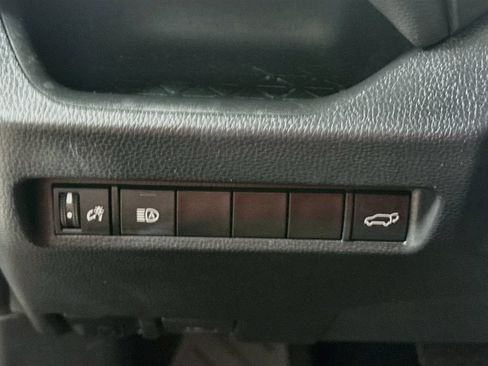 Certified 2022 Toyota RAV4 XLE w/ Convenience Package FWD image 10