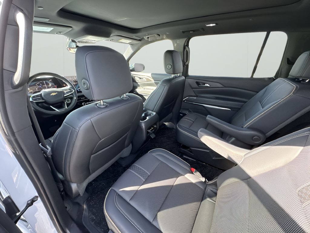 Used 2026 Chevrolet Traverse High Country FWD image 22