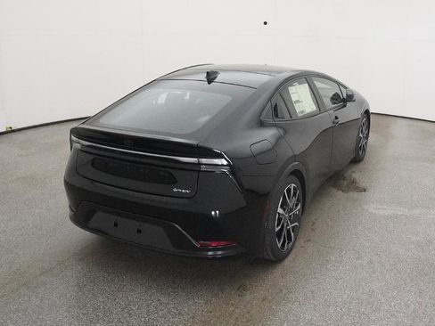 New 2026 Toyota Prius XSE image 8