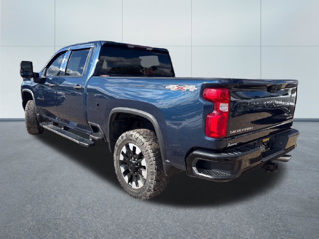 Used 2020 Chevrolet Silverado 2500 Custom w/ Custom Value Package AWD/4WD image 2