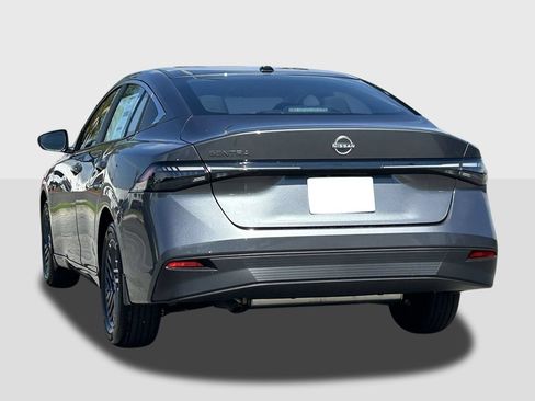 New 2027 Nissan Sentra SV w/ Floor Mat Package FWD image 3