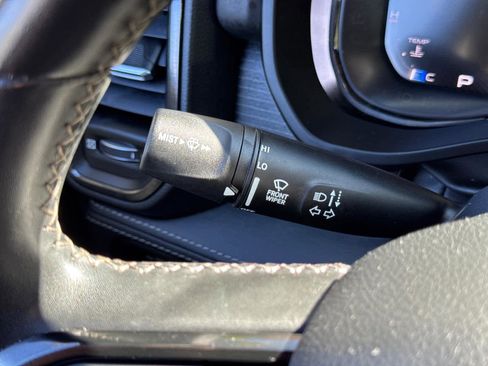 Used 2023 RAM 1500 Limited w/ Body Color Bumper Group image 19