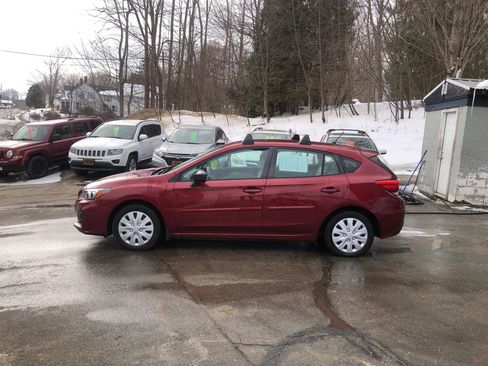 Used 2017 Subaru Impreza 2.0i image 8