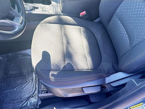Used 2025 Ford Escape Active AWD/4WD image 18