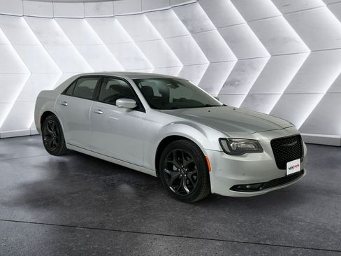Used 2023 Chrysler 300 S RWD image 1
