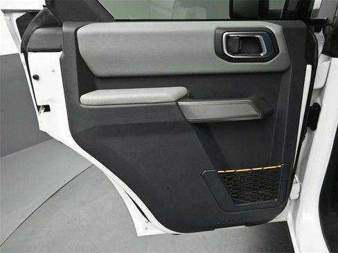 Certified 2023 Ford Bronco Badlands w/ Sasquatch Package image 24