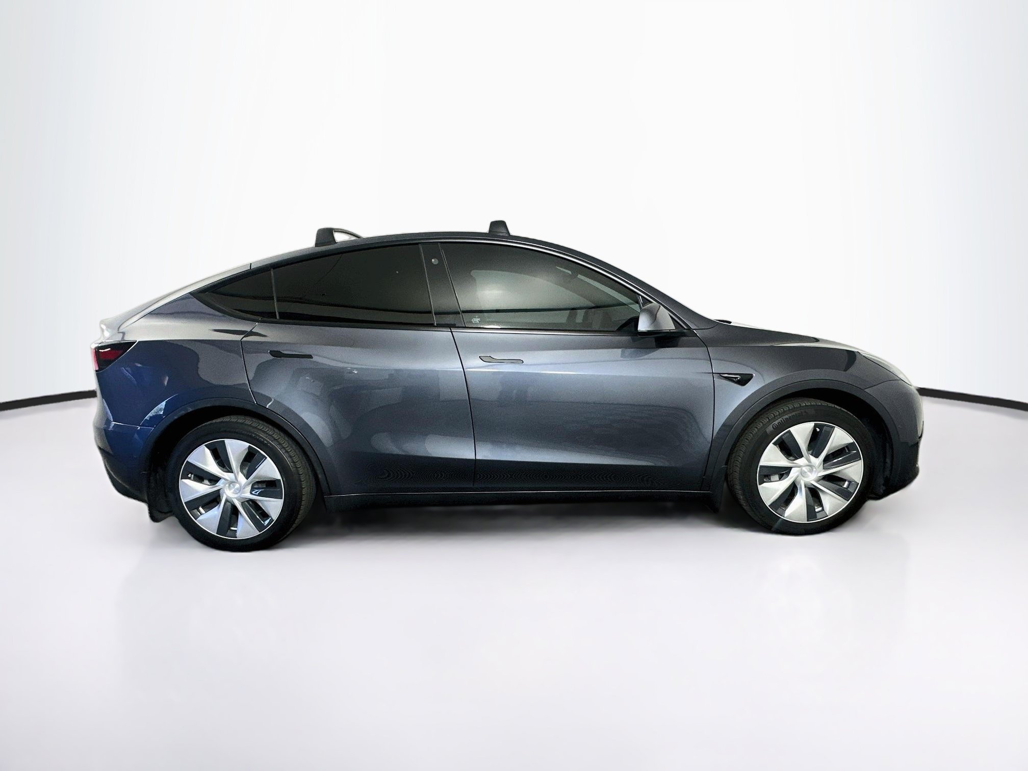 Used 2021 Tesla Model Y Long Range AWD/4WD image 10