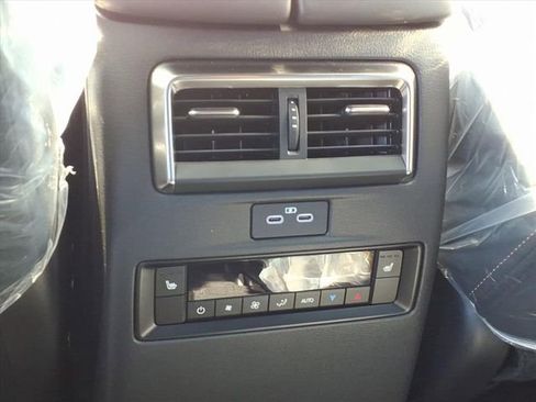 New 2025 MAZDA CX-90 Plug-In Hybrid w/ Premium Plus image 14