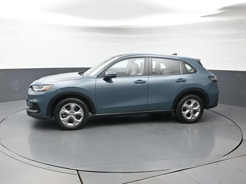 Used 2024 Honda HR-V LX image 2