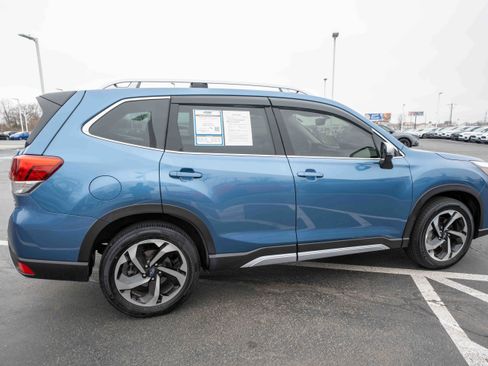 Used 2024 Subaru Forester Touring image 6
