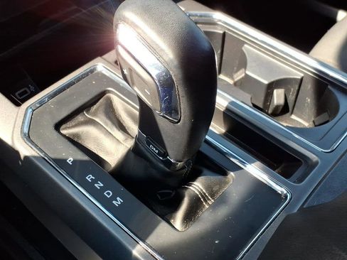 Used 2020 Ford F150 XLT w/ Equipment Group 302A Luxury AWD/4WD image 17