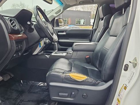 Used 2014 Toyota Tundra Limited image 6