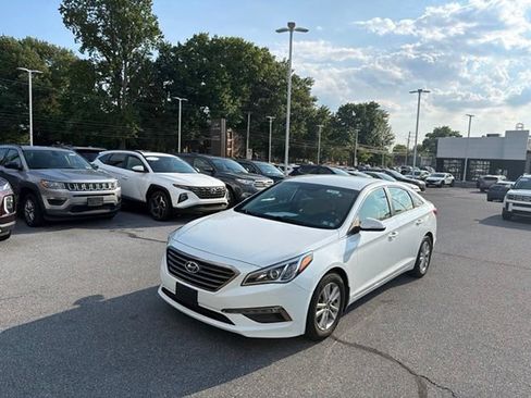 Used 2015 Hyundai Sonata ECO FWD image 2