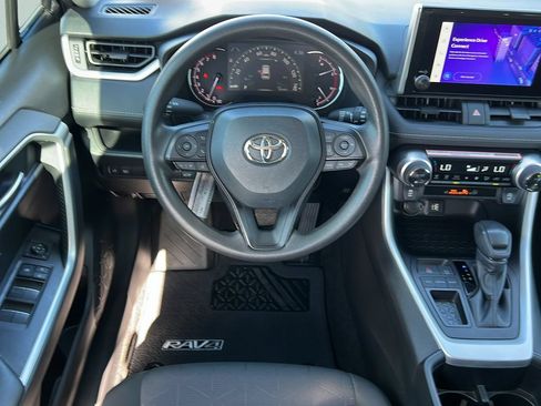 Used 2024 Toyota RAV4 XLE w/ Convenience Package FWD image 12