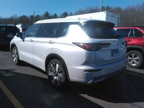 Used 2025 Mitsubishi Outlander SEL AWD/4WD image 7