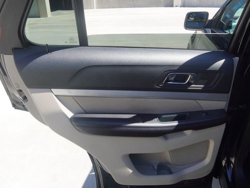 Used 2018 Ford Explorer 4WD image 24