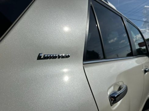 Used 2019 Toyota 4Runner Limited AWD/4WD image 43