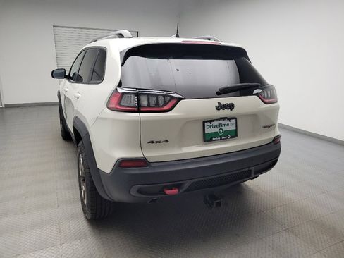 Used 2019 Jeep Cherokee Trailhawk w/ Cold Weather Group AWD/4WD image 6