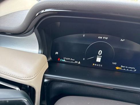 Certified 2023 Lincoln Nautilus Standard w/ Premium Package image 19