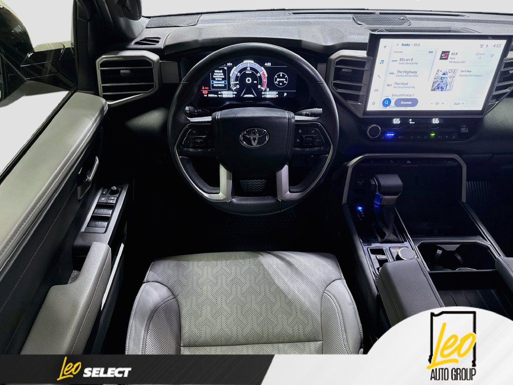 Used 2025 Toyota Tundra Limited AWD/4WD image 26