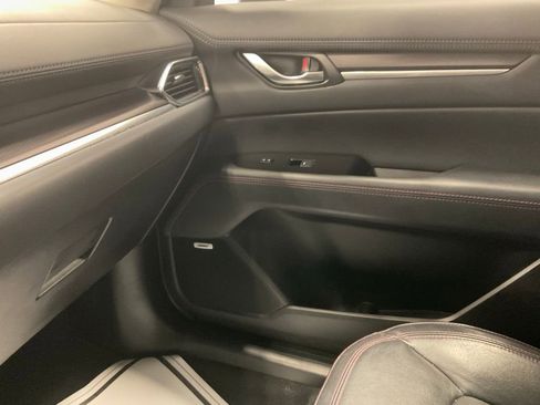 Used 2025 MAZDA CX-5 Carbon Edition image 27