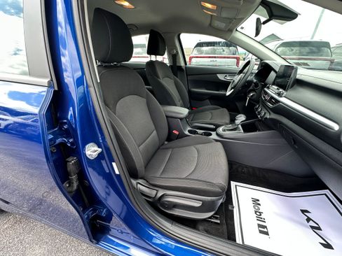 Used 2024 Kia Forte LXS FWD image 15