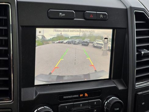 Used 2018 Ford F150 XLT w/ Equipment Group 302A Luxury AWD/4WD image 9
