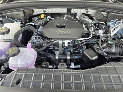 New 2026 Jeep Grand Cherokee L 4WD image 21