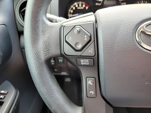 Used 2018 Toyota Tundra SR5 image 22