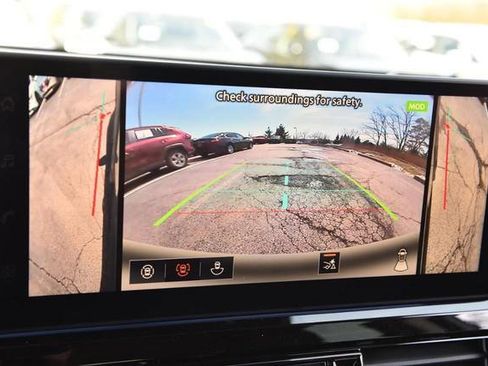 New 2026 Nissan Pathfinder SL w/ SL Premium Package AWD/4WD image 14