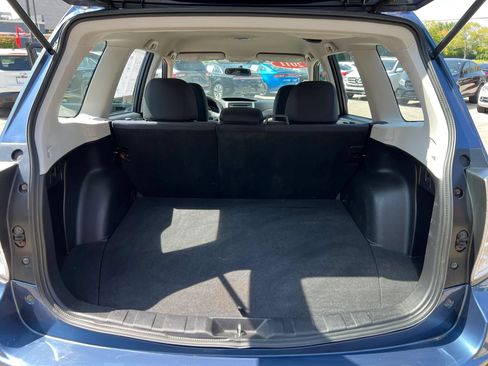 Used 2011 Subaru Forester 2.5X w/ Alloy Wheel Value Pkg AWD/4WD image 30